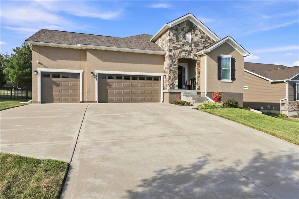 Listing Photo MLS #HMS2639797