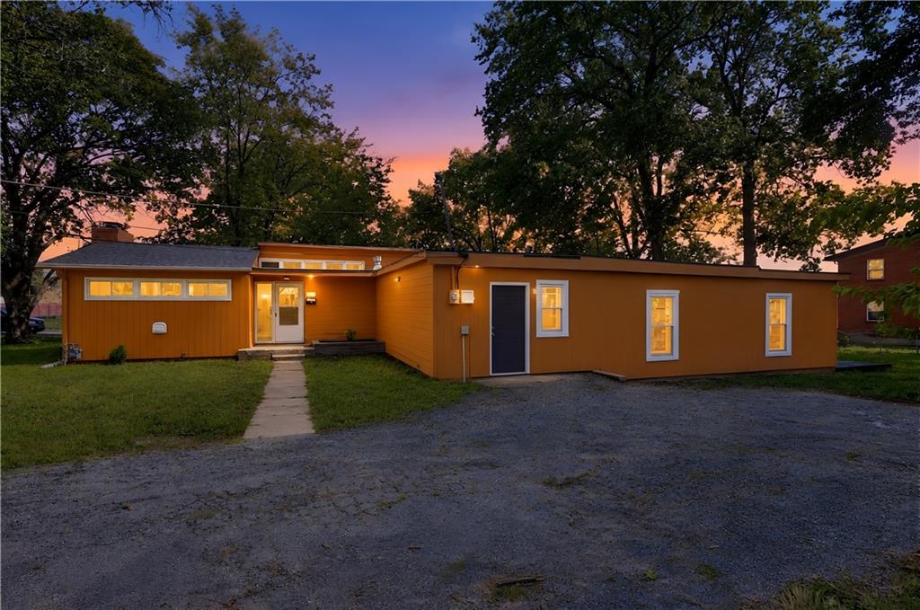Listing Photo MLS #HMS2641672