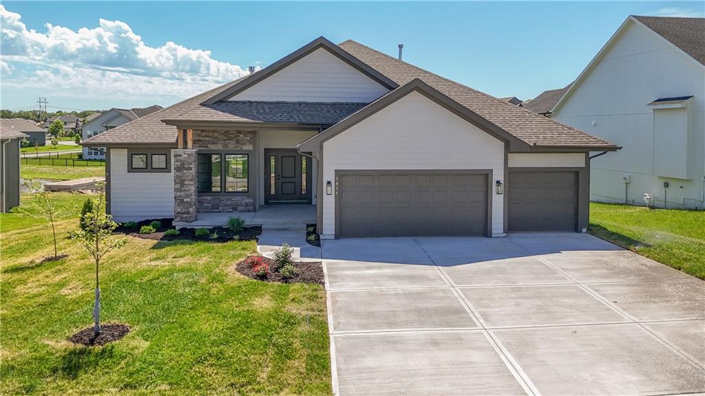 Listing Photo MLS #HMS2641768