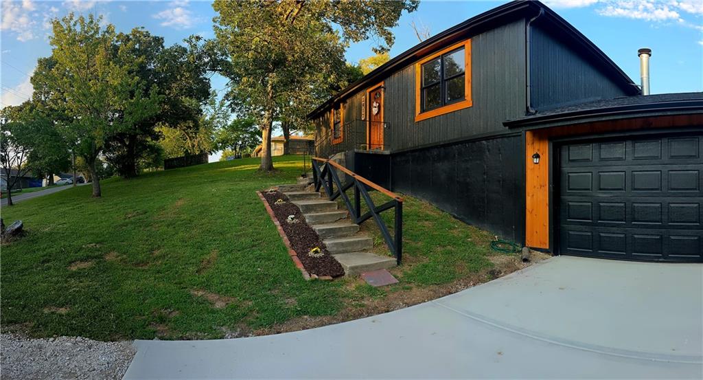 Listing Photo MLS #HMS2641805