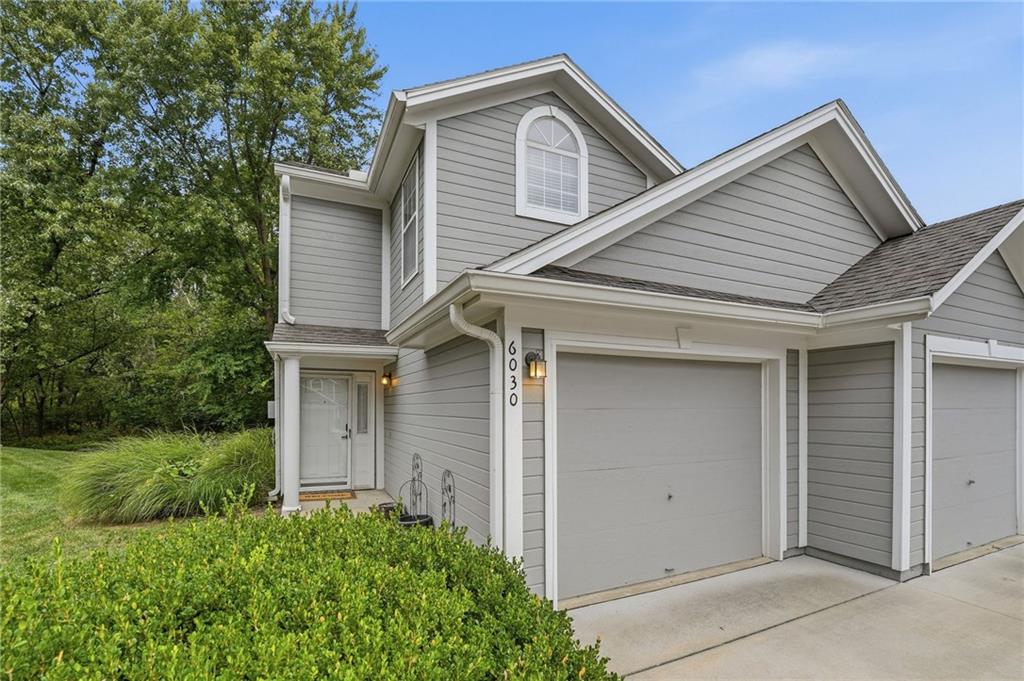 Listing Photo MLS #HMS2642358