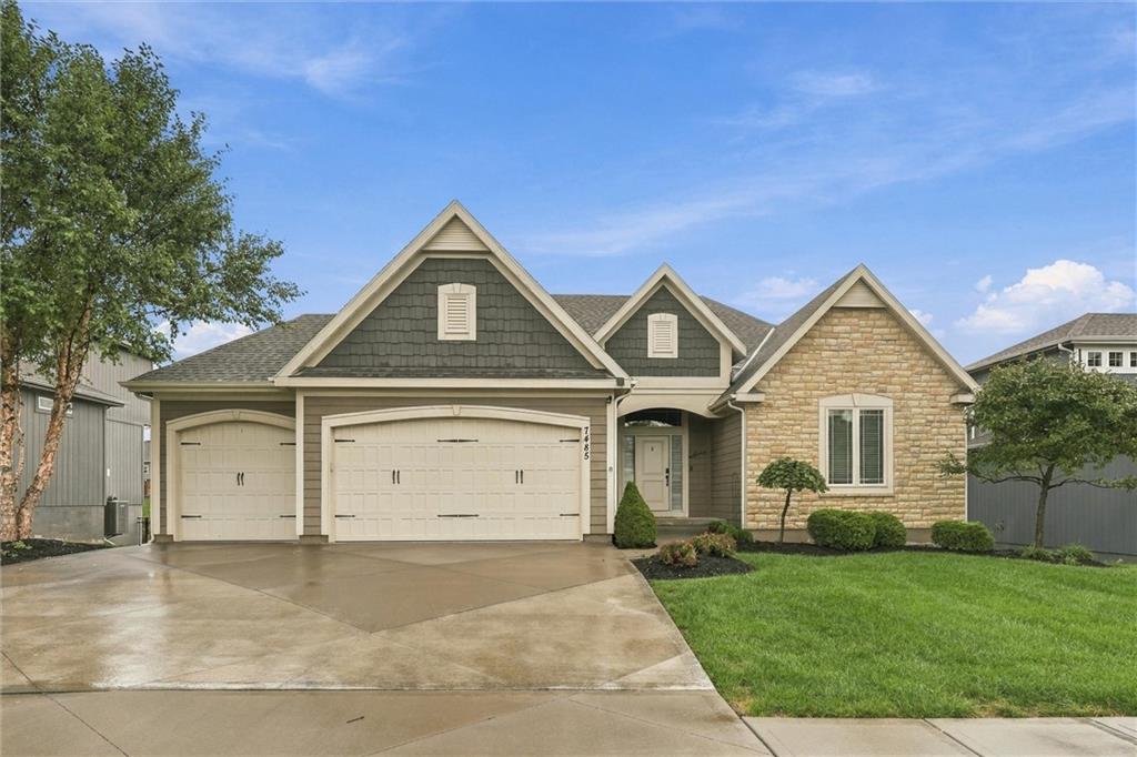 Listing Photo MLS #HMS2642709