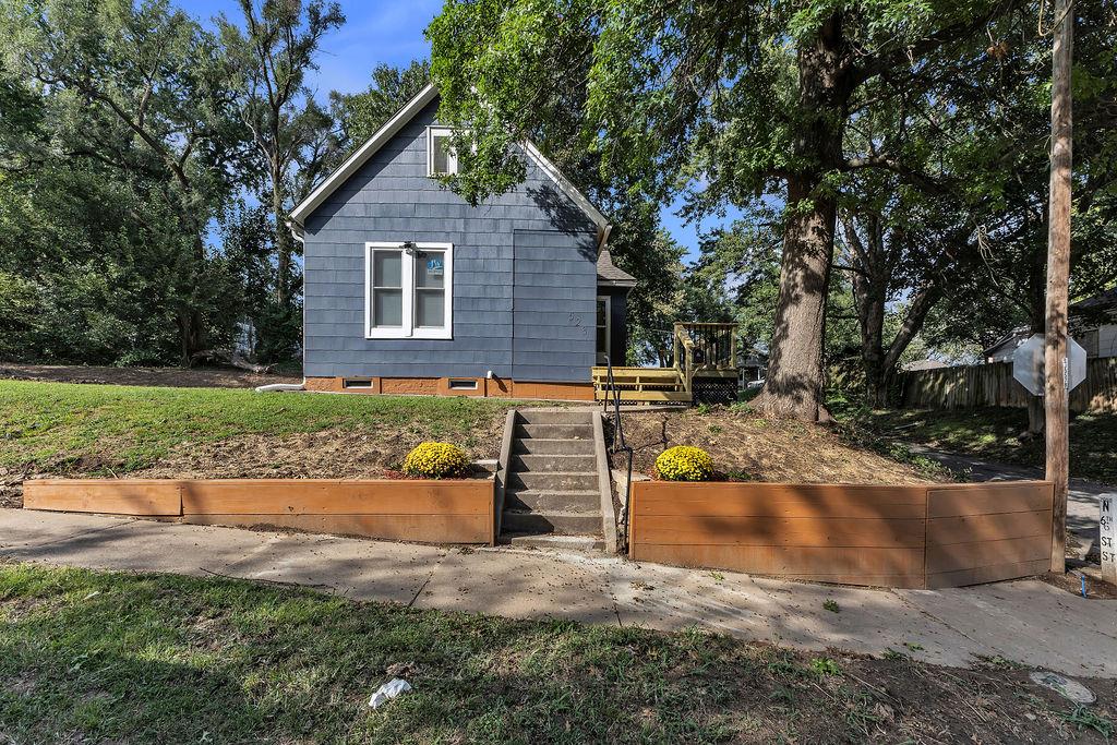 Listing Photo MLS #HMS2643067