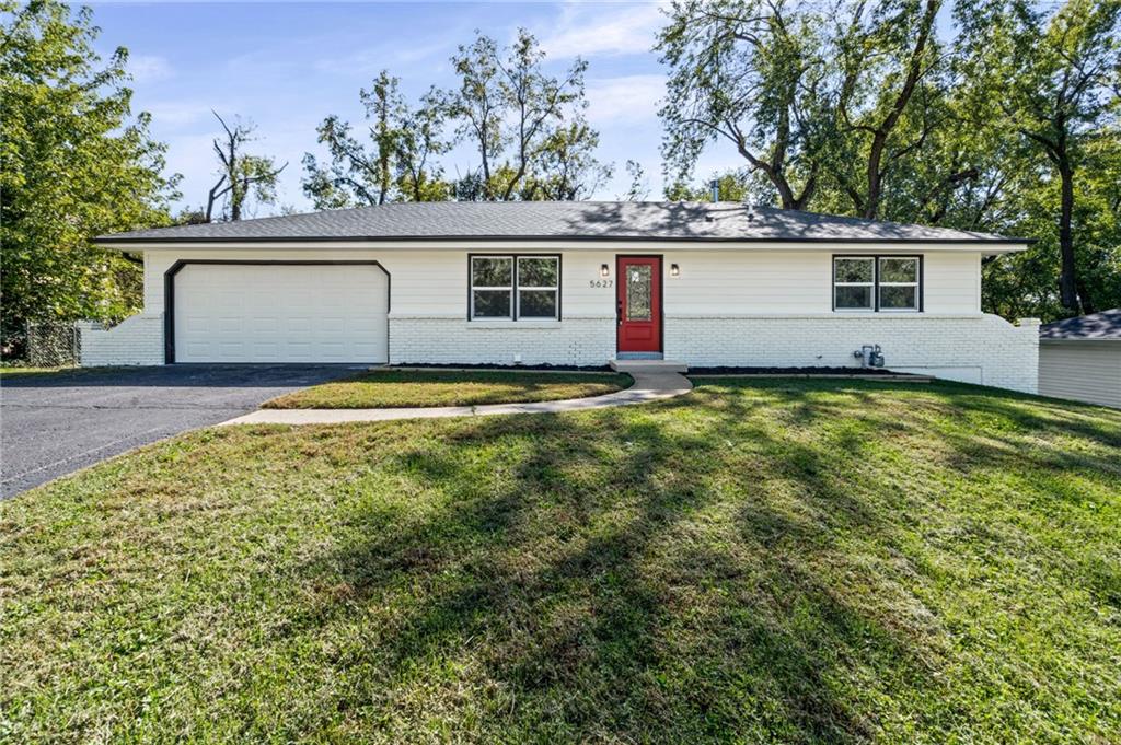 Listing Photo MLS #HMS2643851