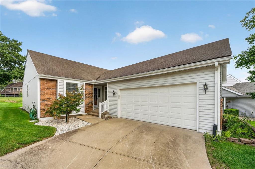 Listing Photo MLS #HMS2644408