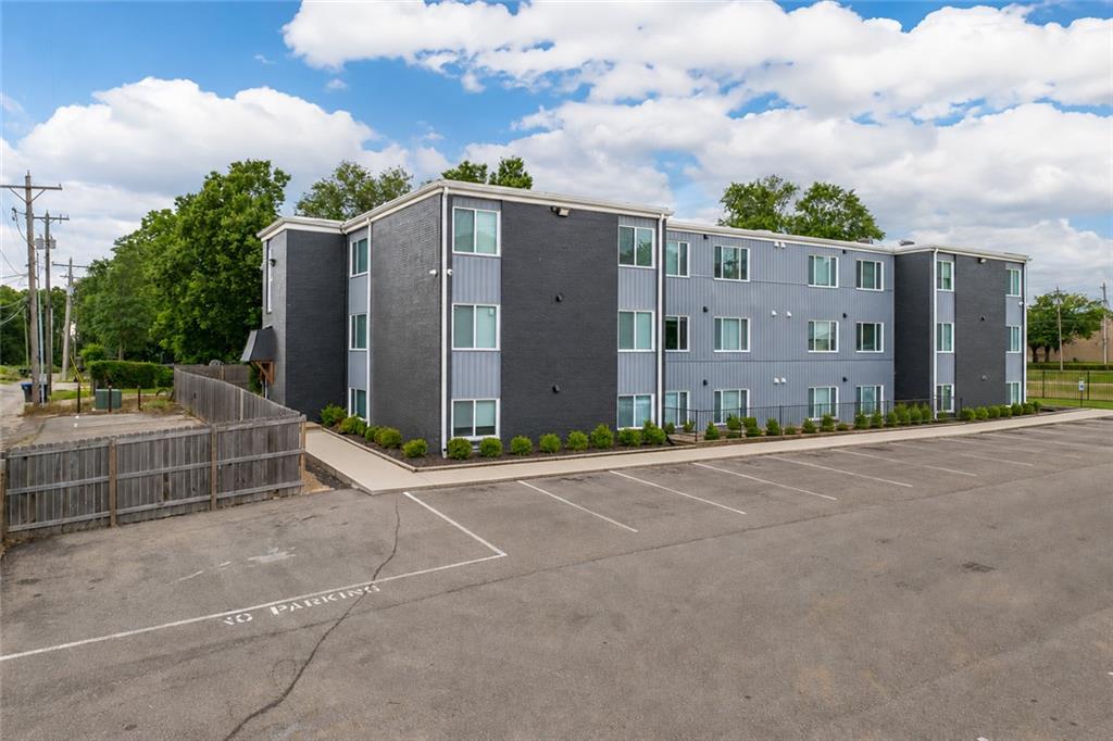 Listing Photo MLS #HMS2644657