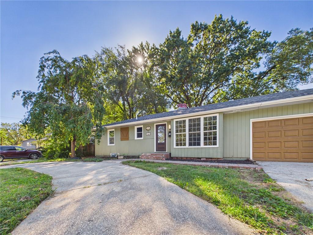 Listing Photo MLS #HMS2644881