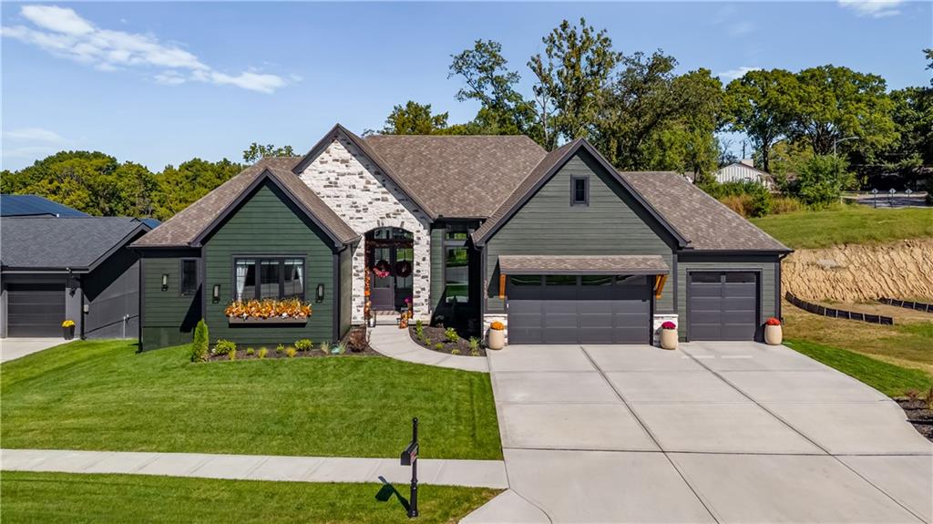 Listing Photo MLS #HMS2645153