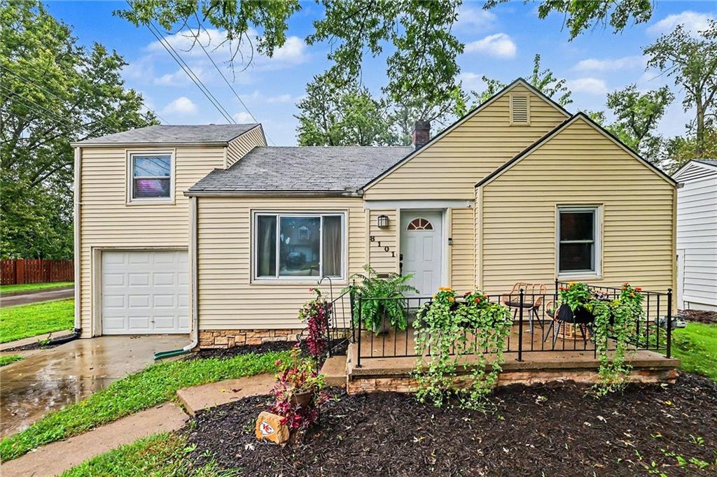 Listing Photo MLS #HMS2645232