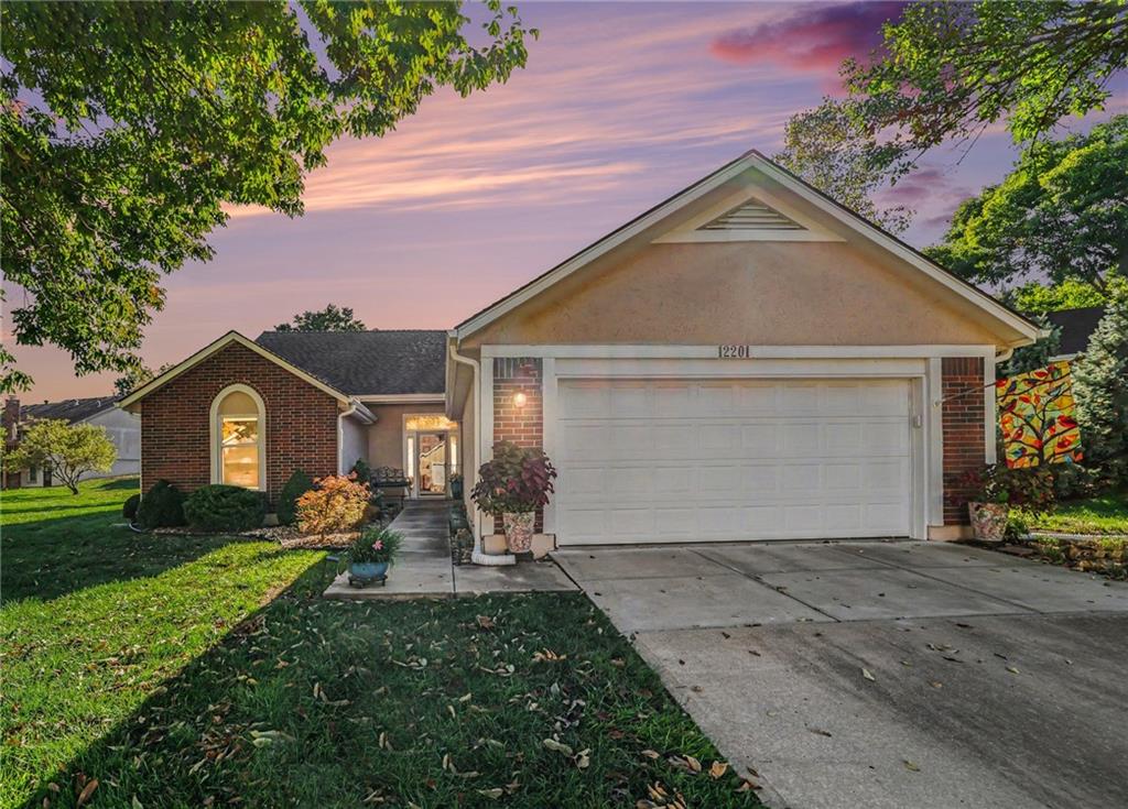 Listing Photo MLS #HMS2645395