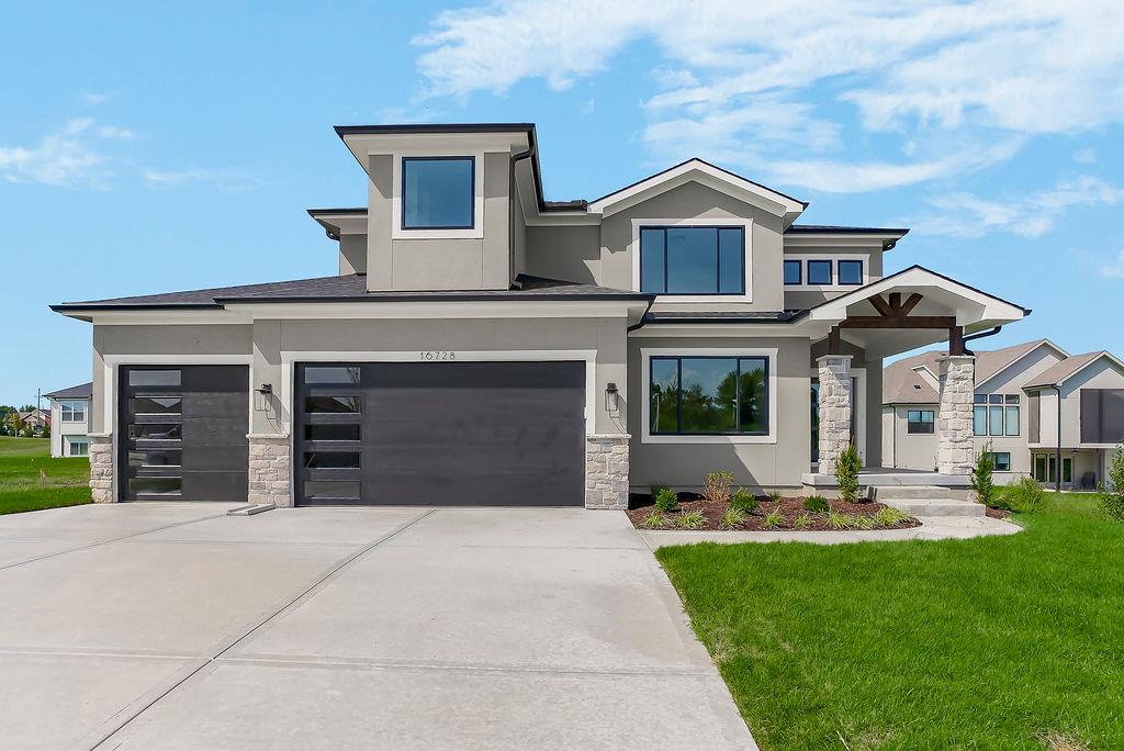 Listing Photo MLS #HMS2645596