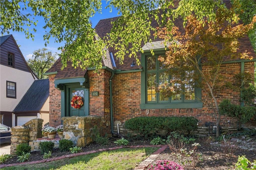 Listing Photo MLS #HMS2645762