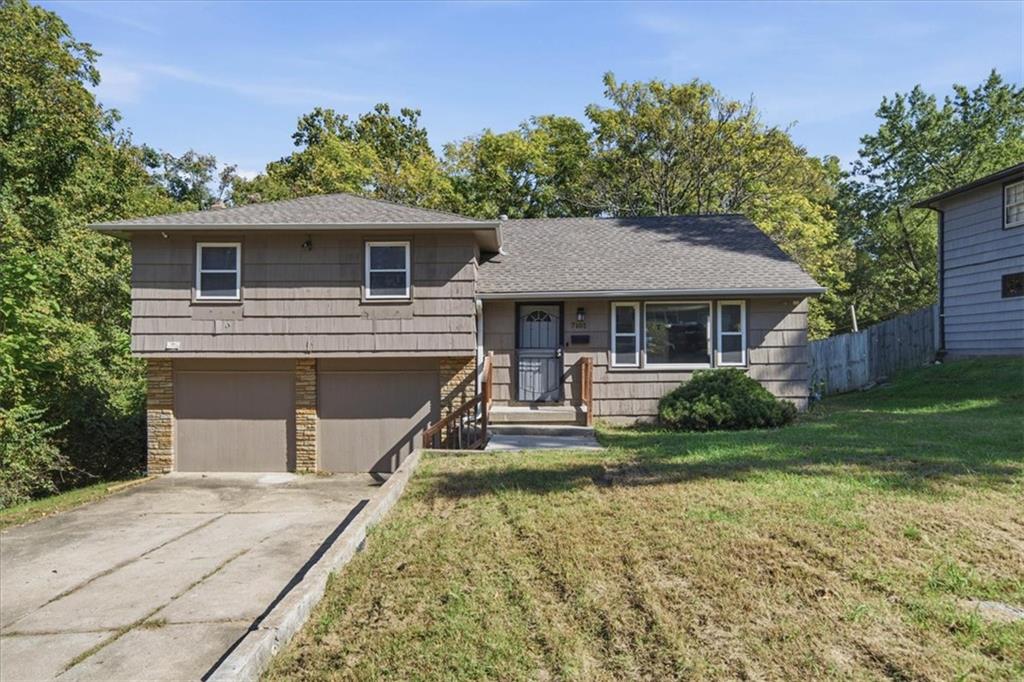 Listing Photo MLS #HMS2645773