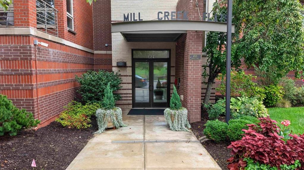 Listing Photo MLS #HMS2645774