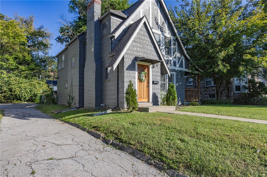 Listing Photo MLS #HMS2646306