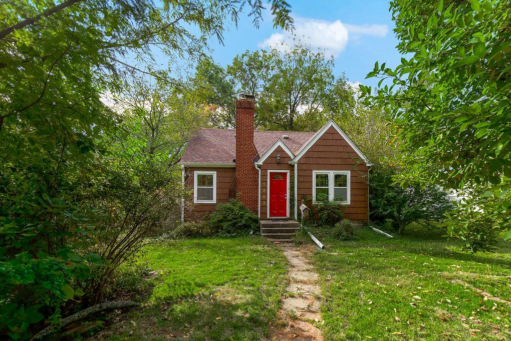 Listing Photo MLS #HMS2646557