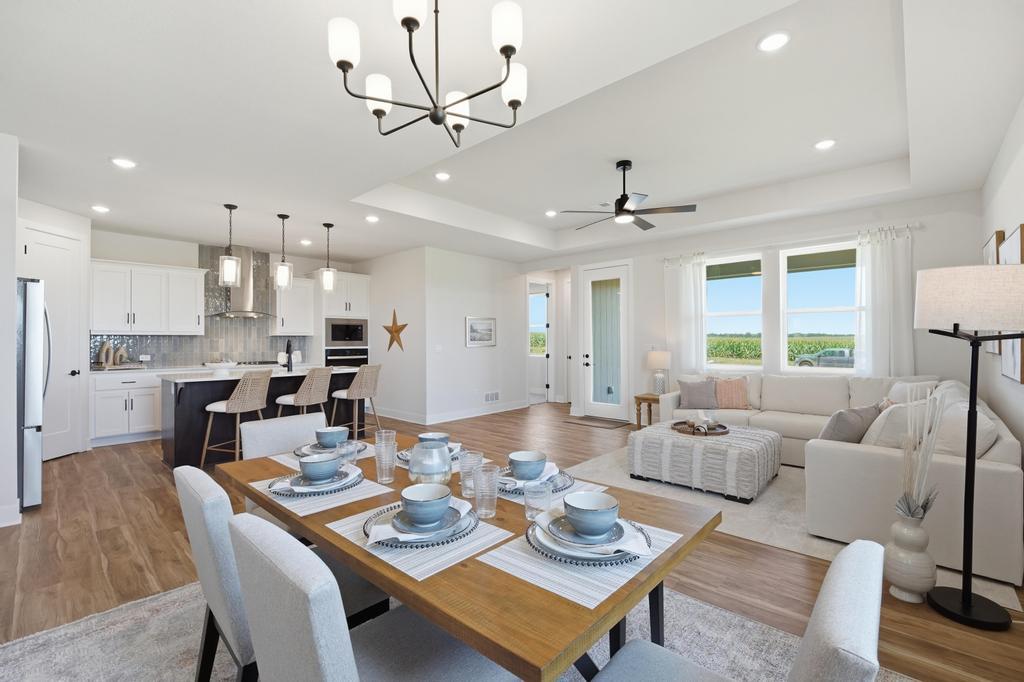 Listing Photo MLS #HMS2646578