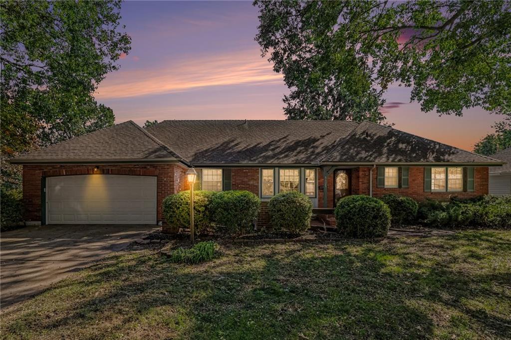 Listing Photo MLS #HMS2646614