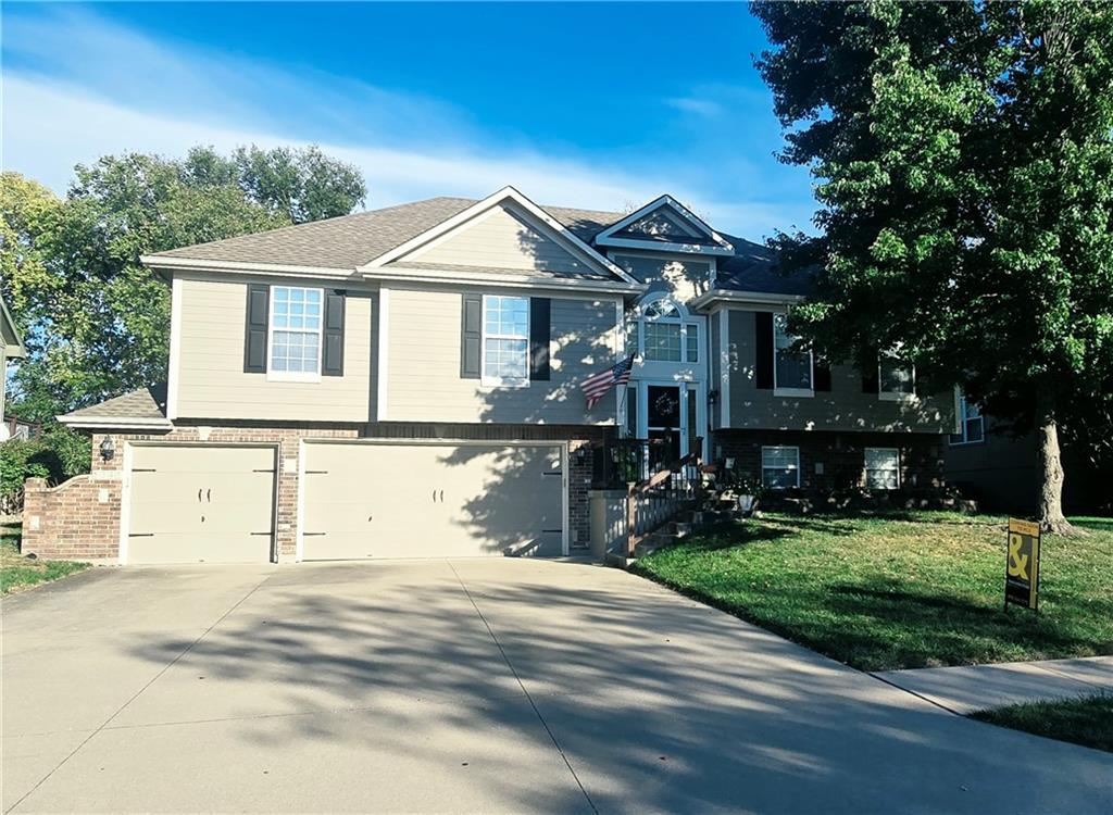 Listing Photo MLS #HMS2646850