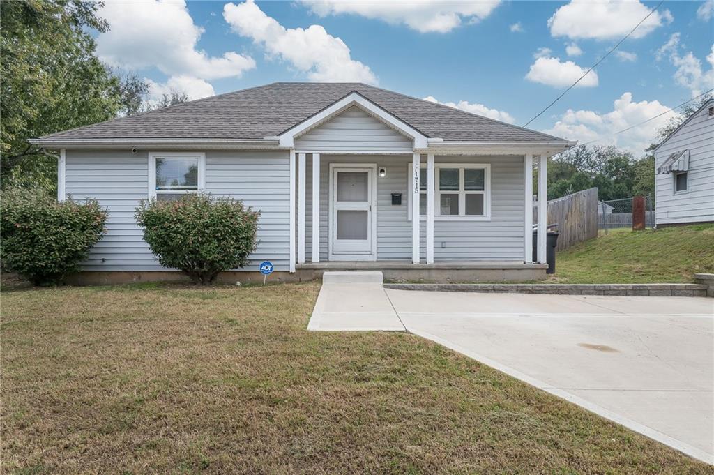 Listing Photo MLS #HMS2646859