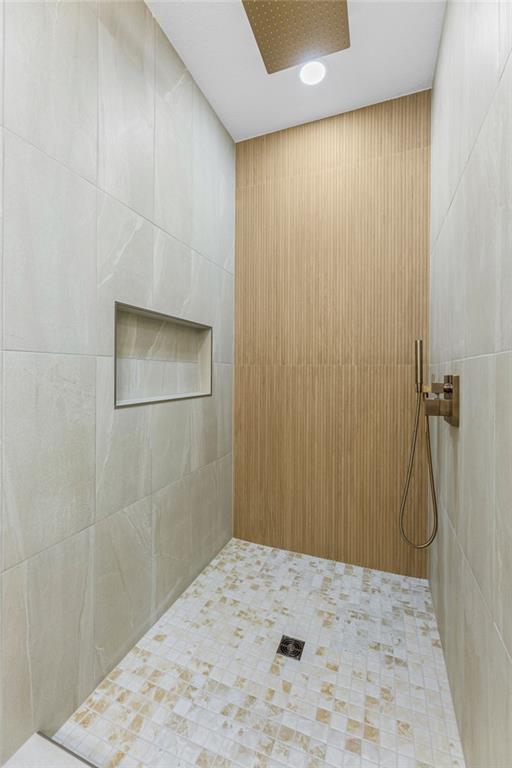 Listing Photo MLS #HMS2646934
