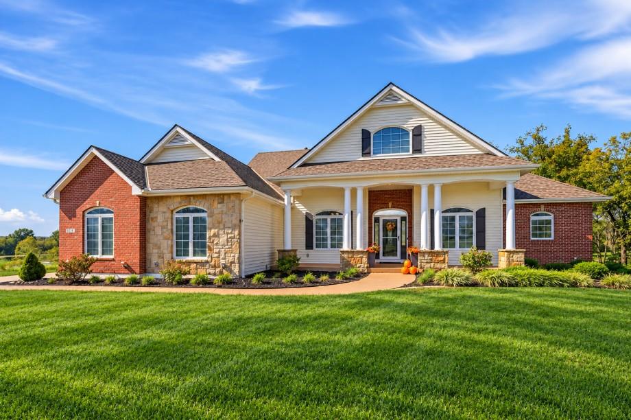 Listing Photo MLS #HMS2647109