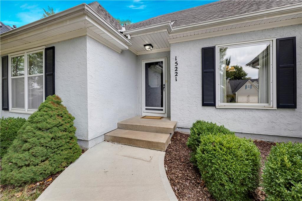 Listing Photo MLS #HMS2647292