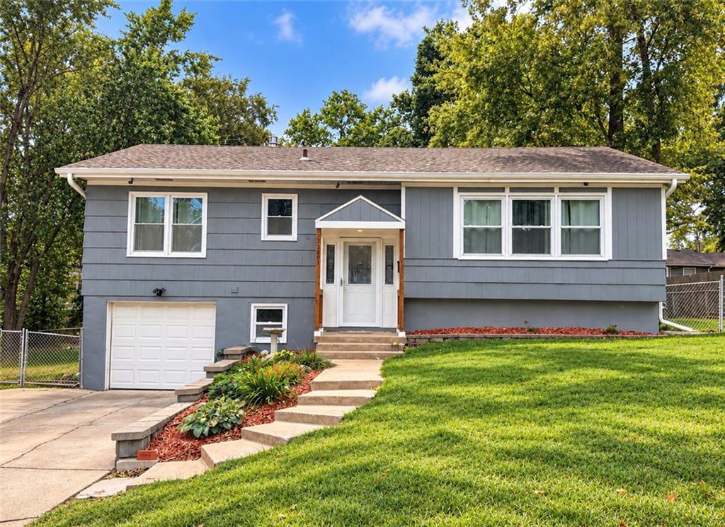 Listing Photo MLS #HMS2647553