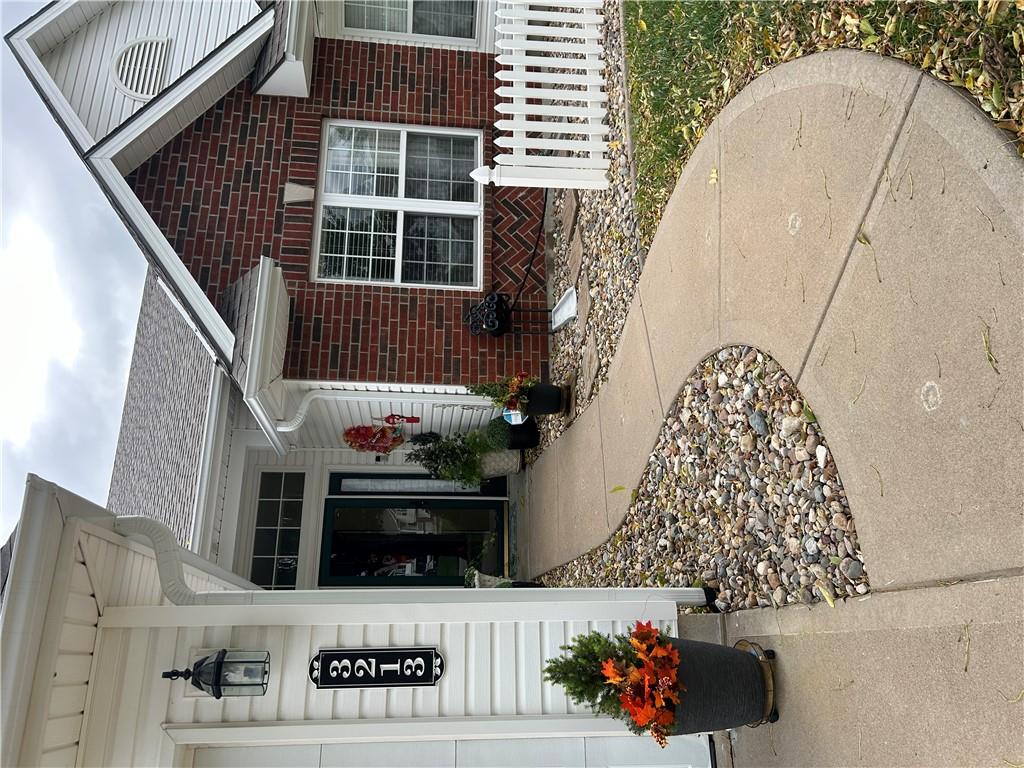 Listing Photo MLS #HMS2647577