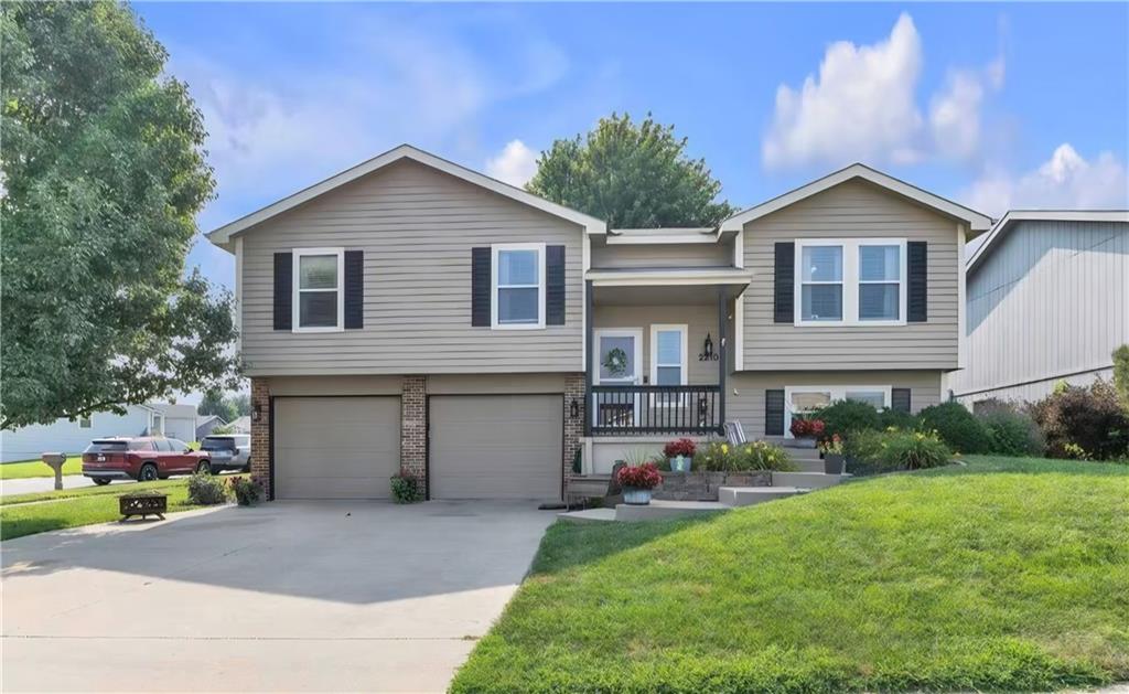 Listing Photo MLS #HMS2647703