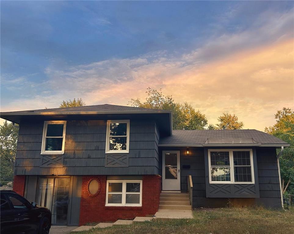 Listing Photo MLS #HMS2647850