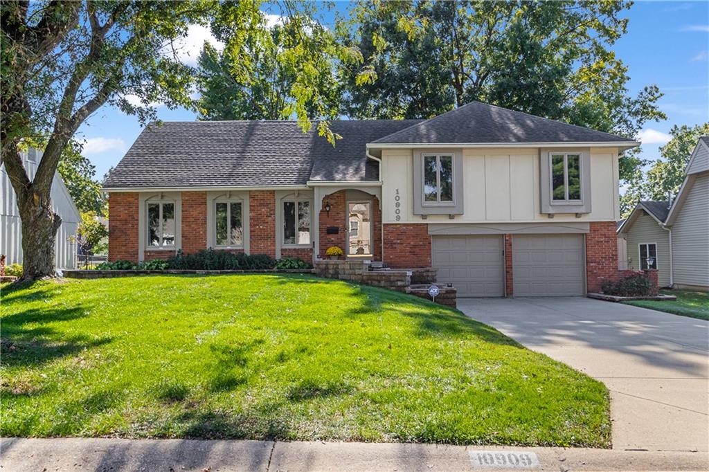 Listing Photo MLS #HMS2648130