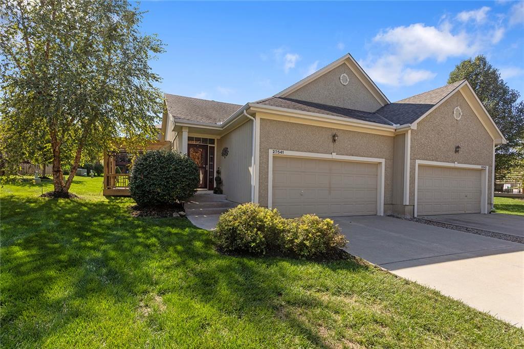 Listing Photo MLS #HMS2648142