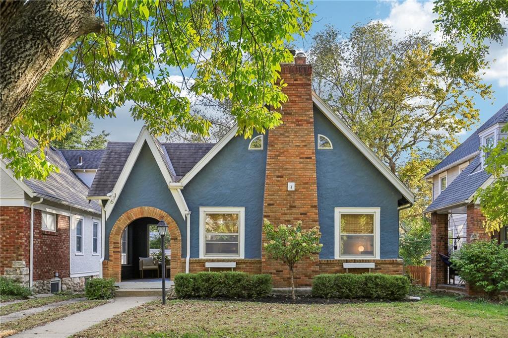 Listing Photo MLS #HMS2648282