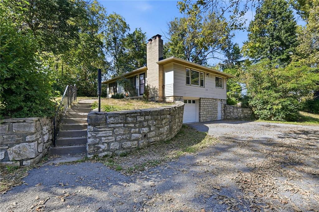 Listing Photo MLS #HMS2648477
