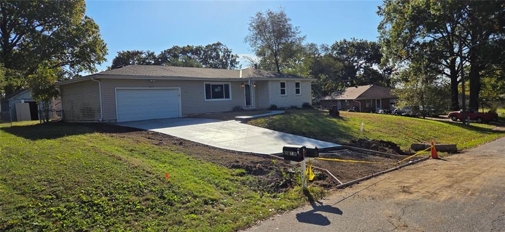 Listing Photo MLS #HMS2648845